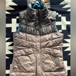 Patagonia retro ladies insulated vest size small retail $175